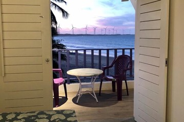 Beach/ocean view