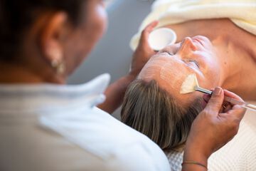 Facial