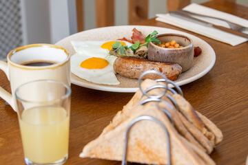 Breakfast meal