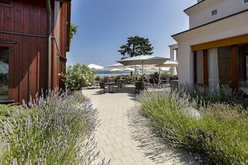 Sundeck