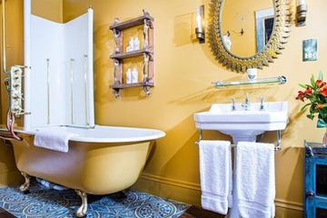 Bathroom sink