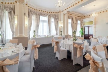 Indoor wedding