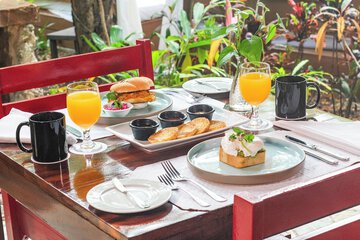 Breakfast meal