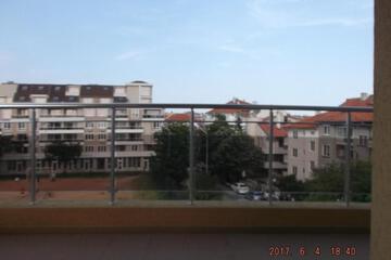 Photo 33