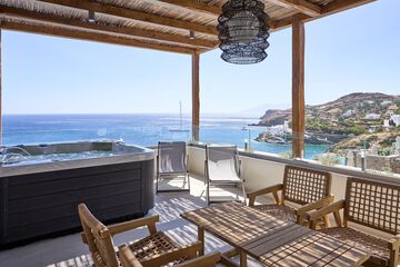 Beach/ocean view