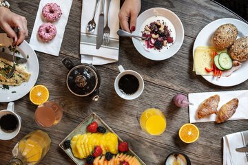 Breakfast buffet