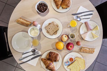 Breakfast meal