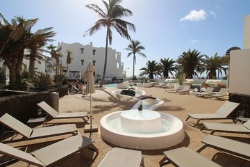 Sundeck