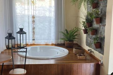 Private spa tub