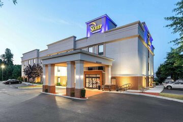 Sleep Inn & Suites