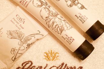 Bathroom amenities