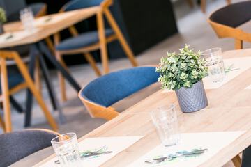 Snack bar