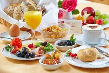 Breakfast meal