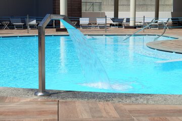 Pool waterfall