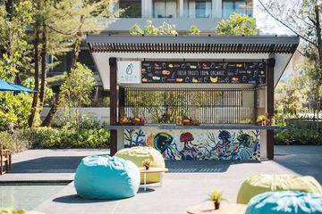 Poolside bar