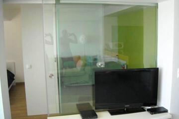 Photo 33