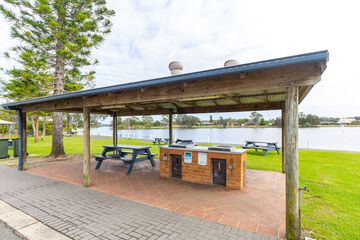 BBQ/picnic area