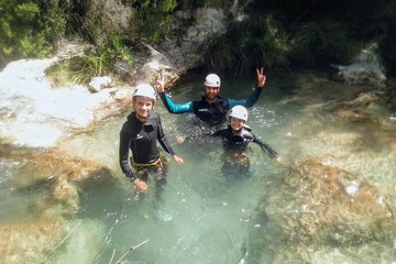 Spelunking/cave exploring