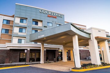Courtyard by Marriott Largo Capital Beltway