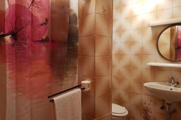 Photo 56