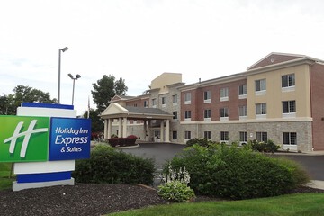 Holiday Inn Express Hotel & Suites Indianapolis North Carmel by IHG