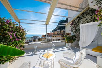 Rooftop terrace