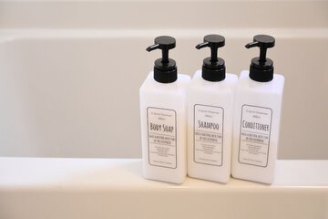Bathroom amenities