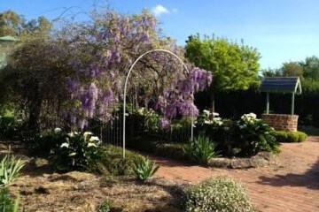  Riverglen Cottage B&B 3