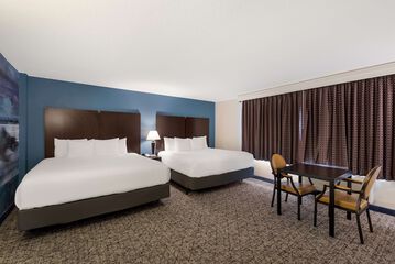 Room 10 of 30