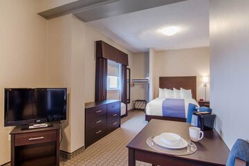 Quality Inn & Suites