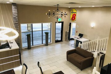 The Inn & Suites SW Omaha