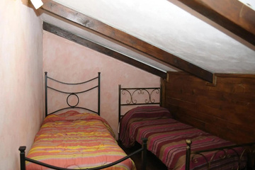 guest_rooms