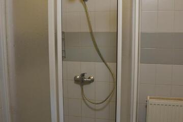 Photo 33