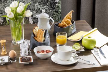 Breakfast meal