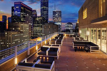 Le Meridien Houston Downtown