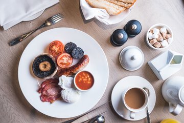Breakfast meal