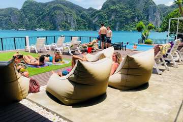 Poolside bar