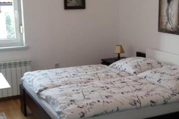 Photo 33