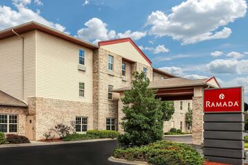 Ramada by Wyndham Sellersburg / Louisville North