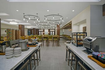 Breakfast/Coffee Service 60 of 77