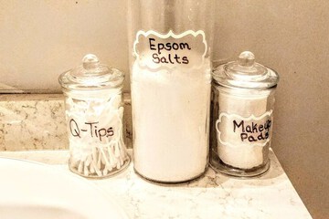 Bathroom amenities