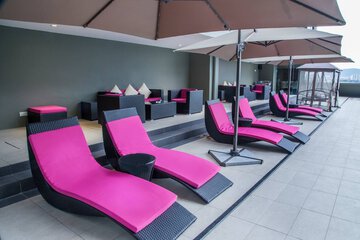 Sundeck