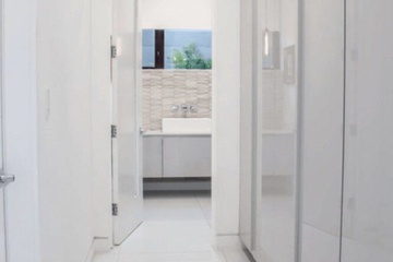 hotel_rooms