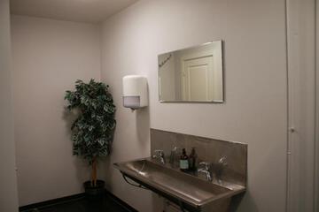 Photo 33
