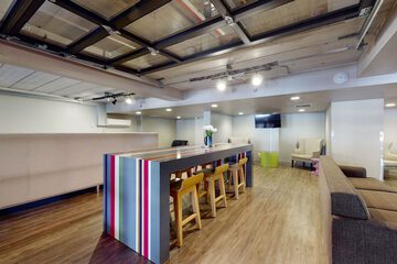 Hotel Interior 25 of 110