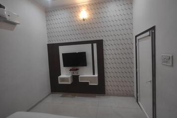 Photo 42