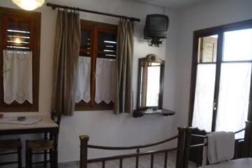 Photo 43