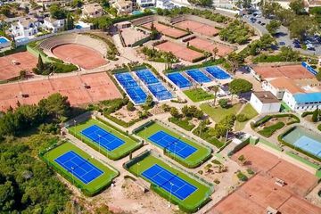 Tennis court
