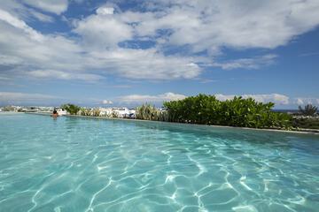 Rooftop pool