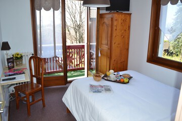 Room service - dining